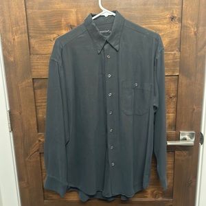 Black medium long sleeve button up